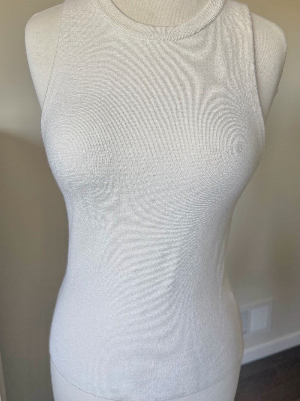 Alice + Olivia Classic White Wool Tank Top Women S/P